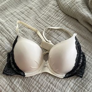 Victoria’s Secret Fabulous Lined Demi Bra 34C